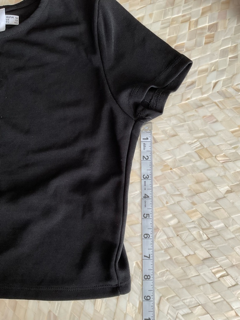 Princess Polly Black Crop Tee - Picture 6 of 6